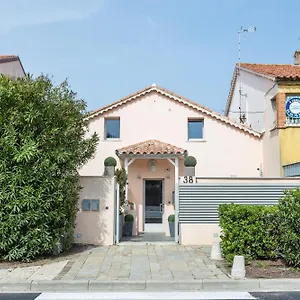  Bed & Breakfast Maison D' Orange -